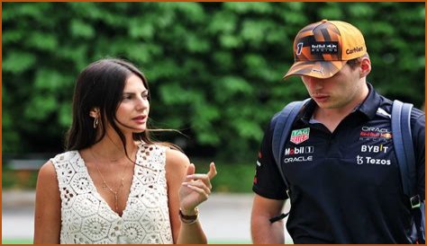 How Old Is Kelly Piquet: Unveiling The Formula 1 Beauty's Age